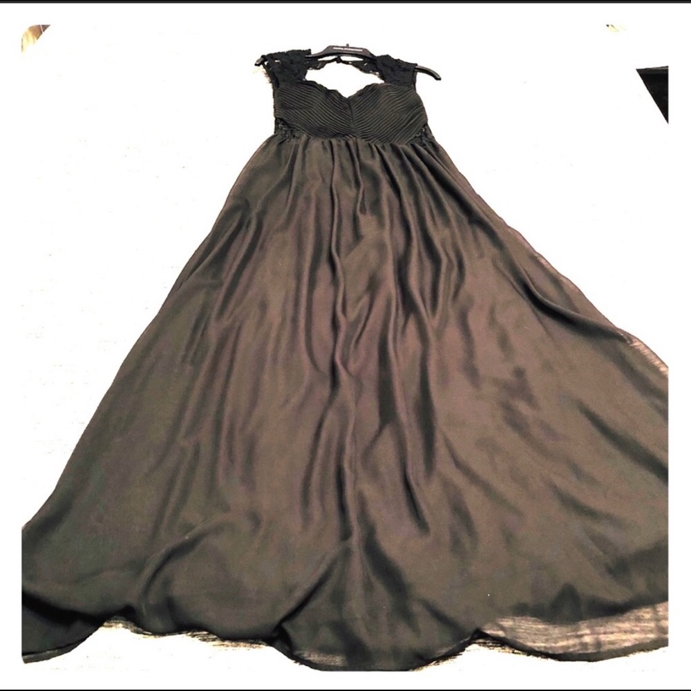 Black Windsor dress